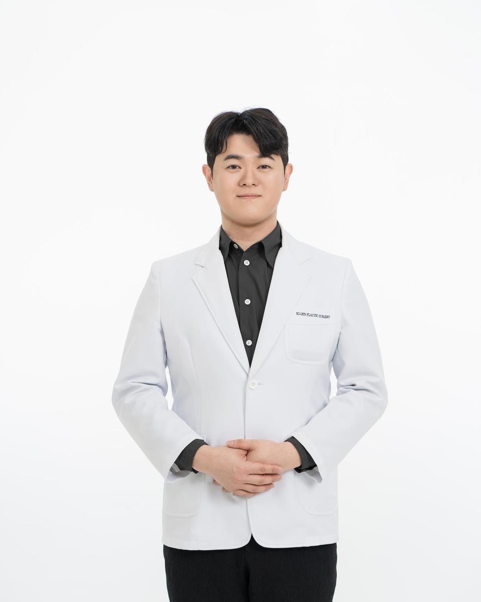 Medical Director, Song Jong-geun