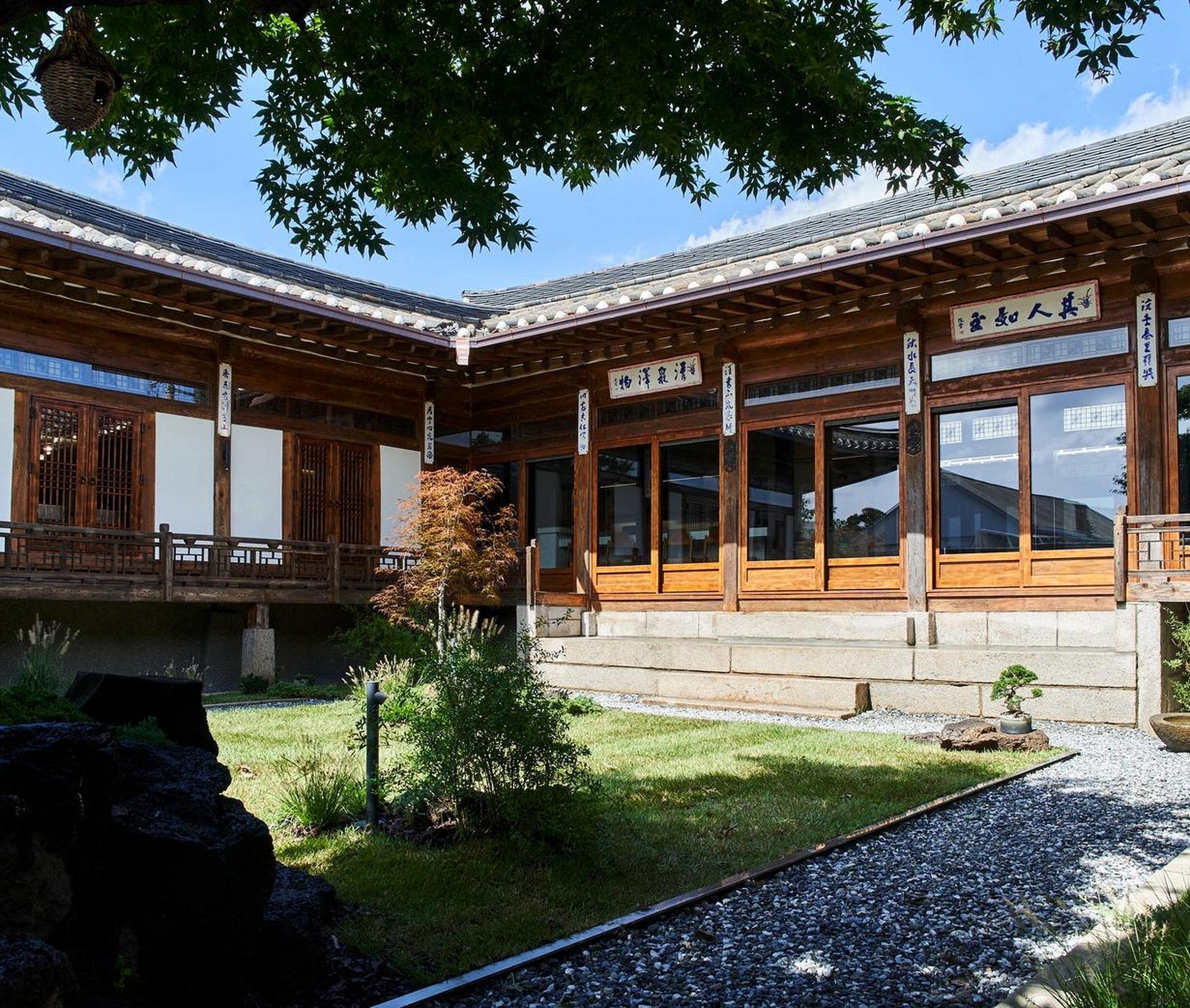 100 SEOUL WELLNESS TRAVEL 2026：45. NOSTALGIA懷舊旅宿 (NOSTALGIA)