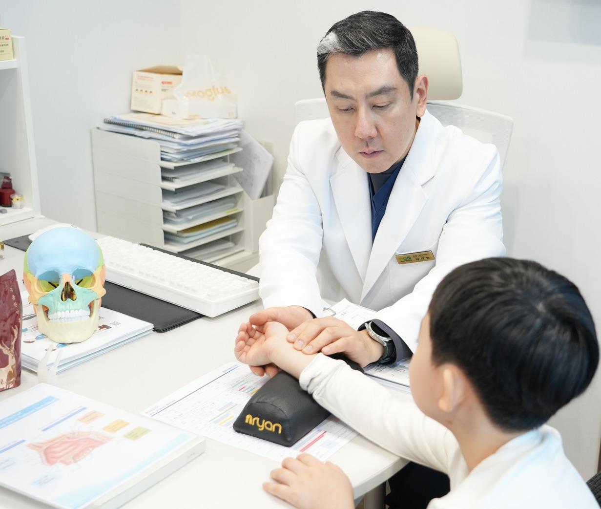 2026 ソウル・ウェルネス観光100選：32. キョンヒ・バルム韓医院 (Kyunghee Bareum Korean Medicine Clinic)