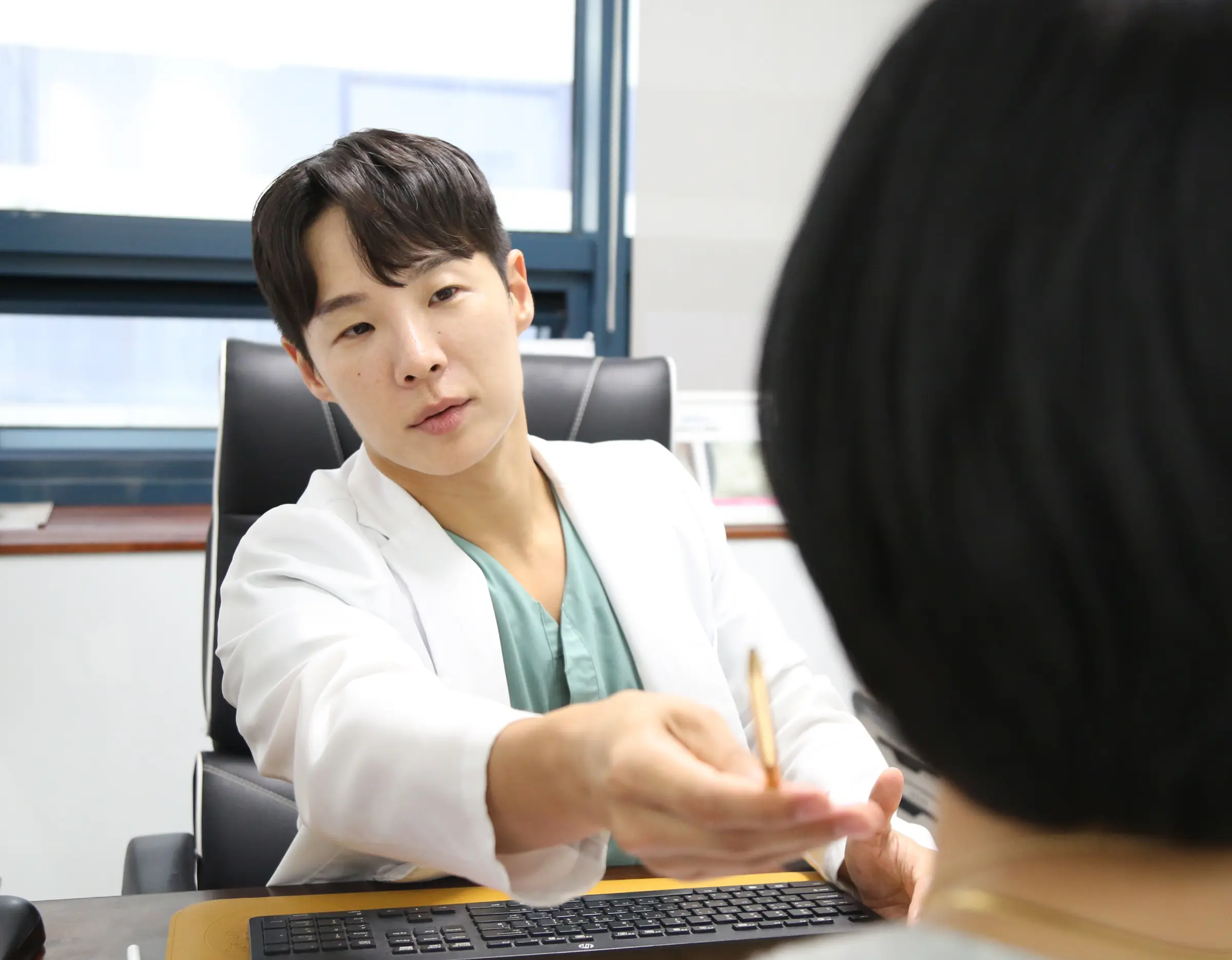One-to-one consultation & treatment