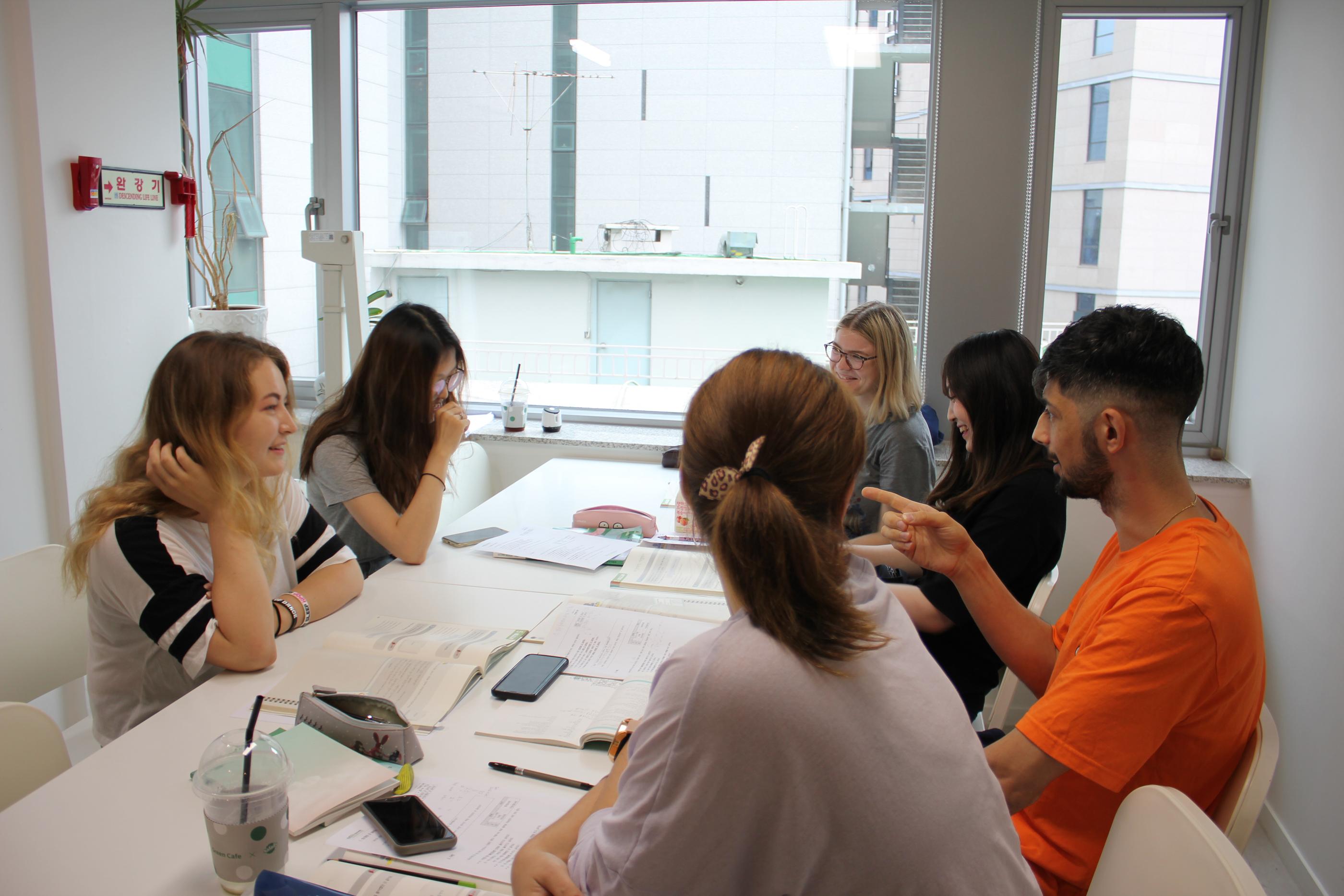 Green Korean Language School Morning Class