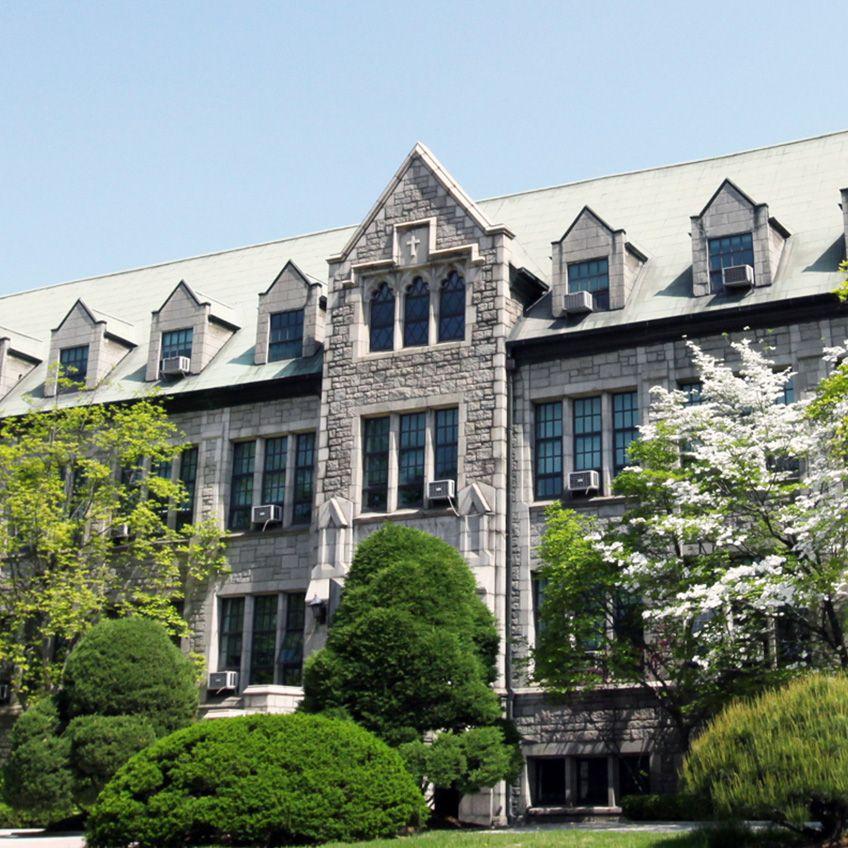 Ewha Womans University Regular Course