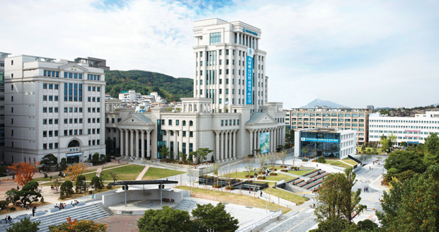 韓國外國語大學
