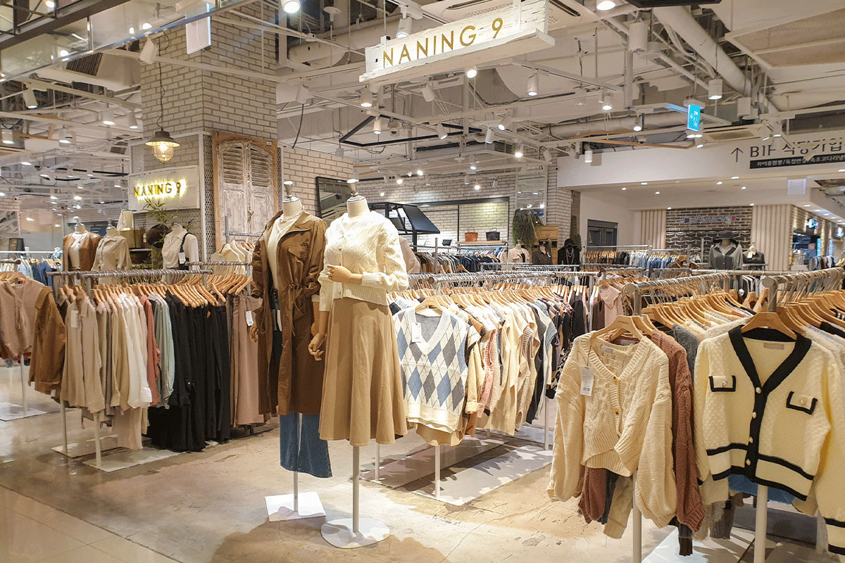 建國大學語學堂 Shopping 