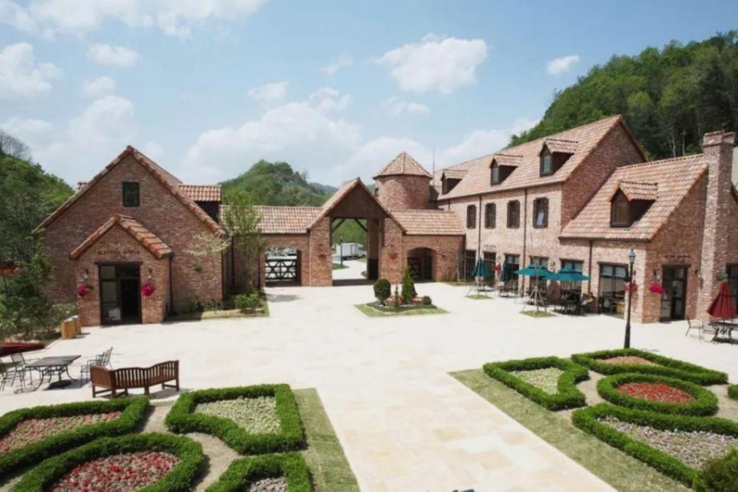 Vườn ươm Jade Gadern Chuncheon