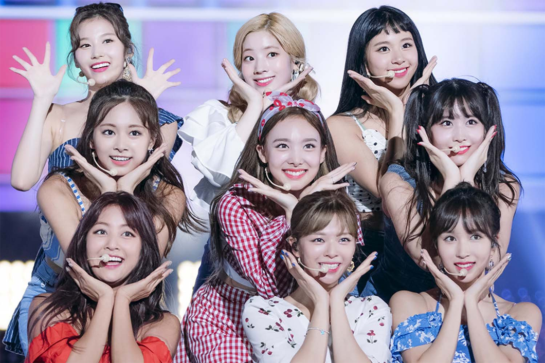 2016年韩国女团谷歌搜索量排行,TWICE排名第一,其次是Red Velvet、2NE1、GFRIEND和f(x)。