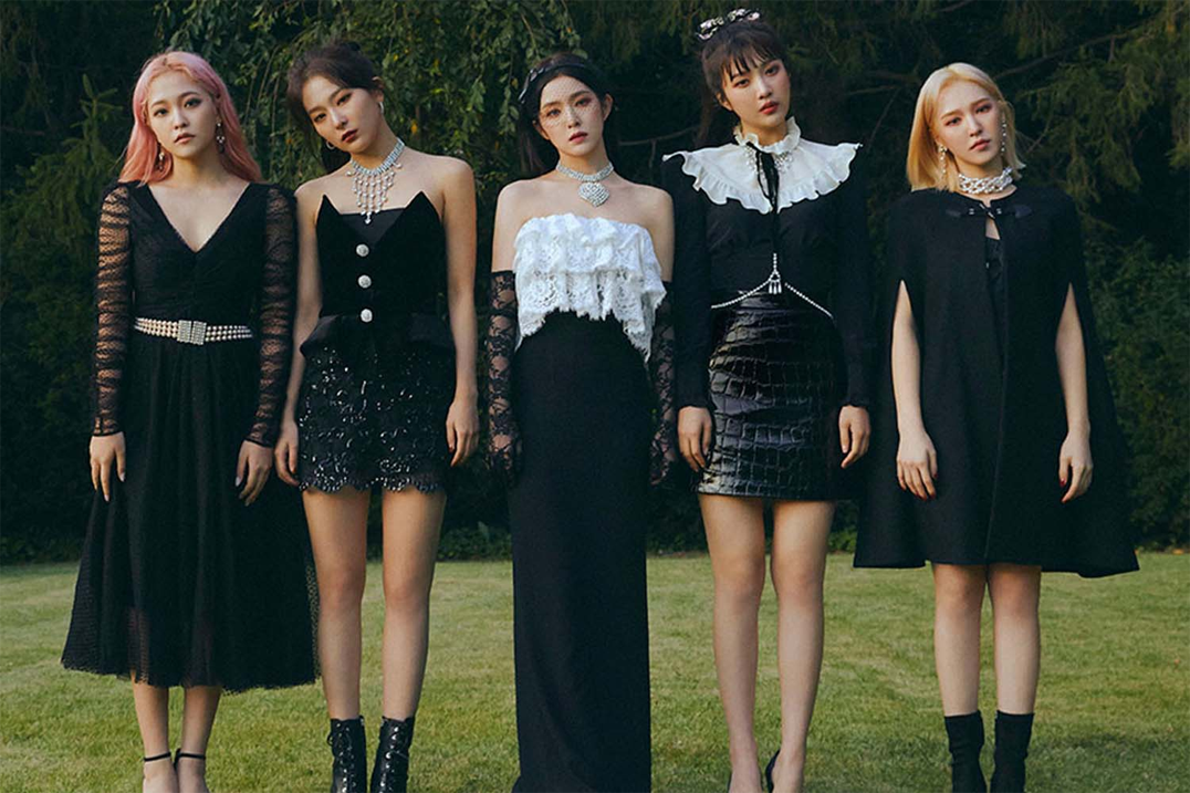 2019年韩国女团谷歌搜索量排行,Red Velvet领先,接着是TWICE、BLACKPINK、MAMAMOO和IZ*ONE。