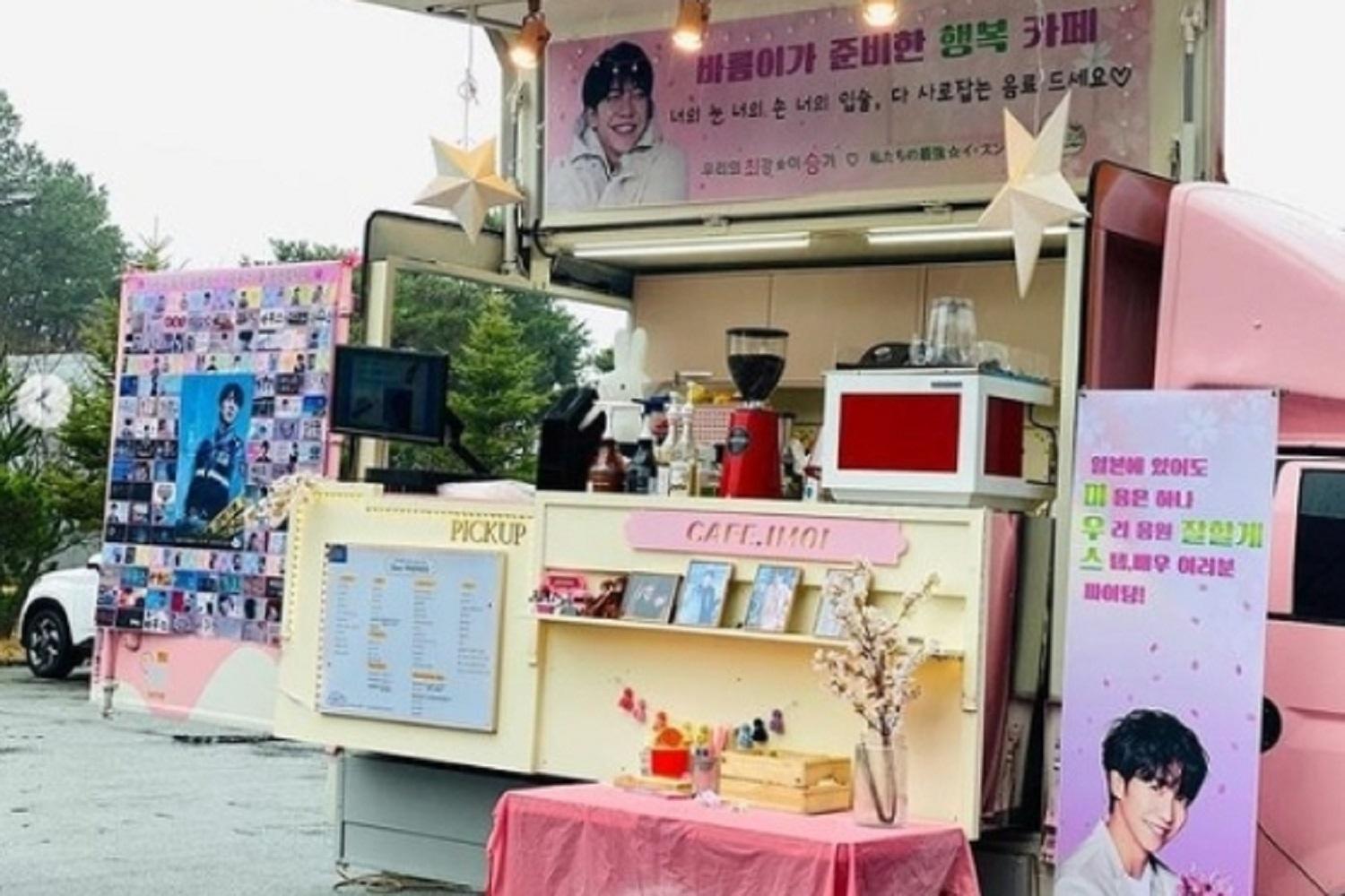 コーヒーカー、コーヒー車、韓国あるある、韓国ドラマ現場あるある、韓国撮影現場、韓国ドラマ現場、パプチャ、コピチャ、韓国芸能人、韓国芸能人ファン
