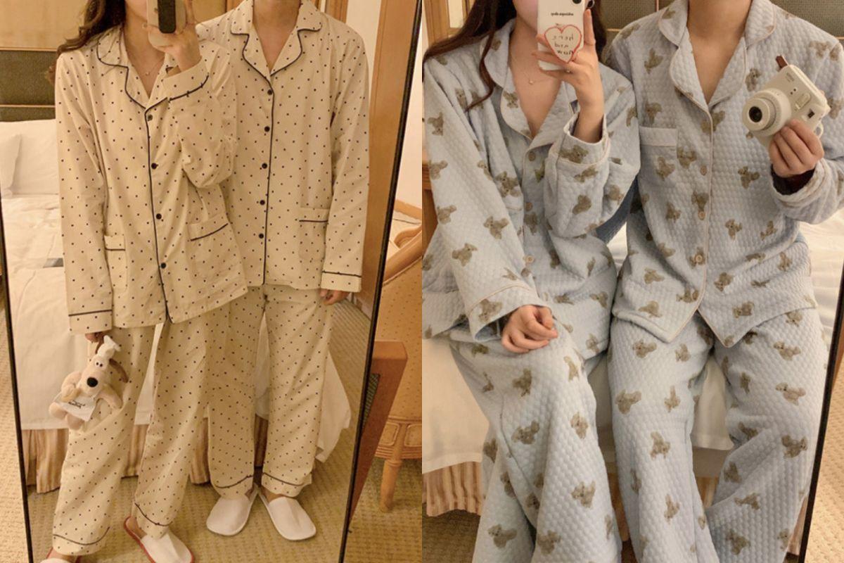 Một người ngồi tựa vào ghế, mặc đồ ngủ kẻ sọc từ thương hiệu Daljamday. Thiết kế đơn giản với tông màu nhẹ, phù hợp cho người thích phong cách giản dị.