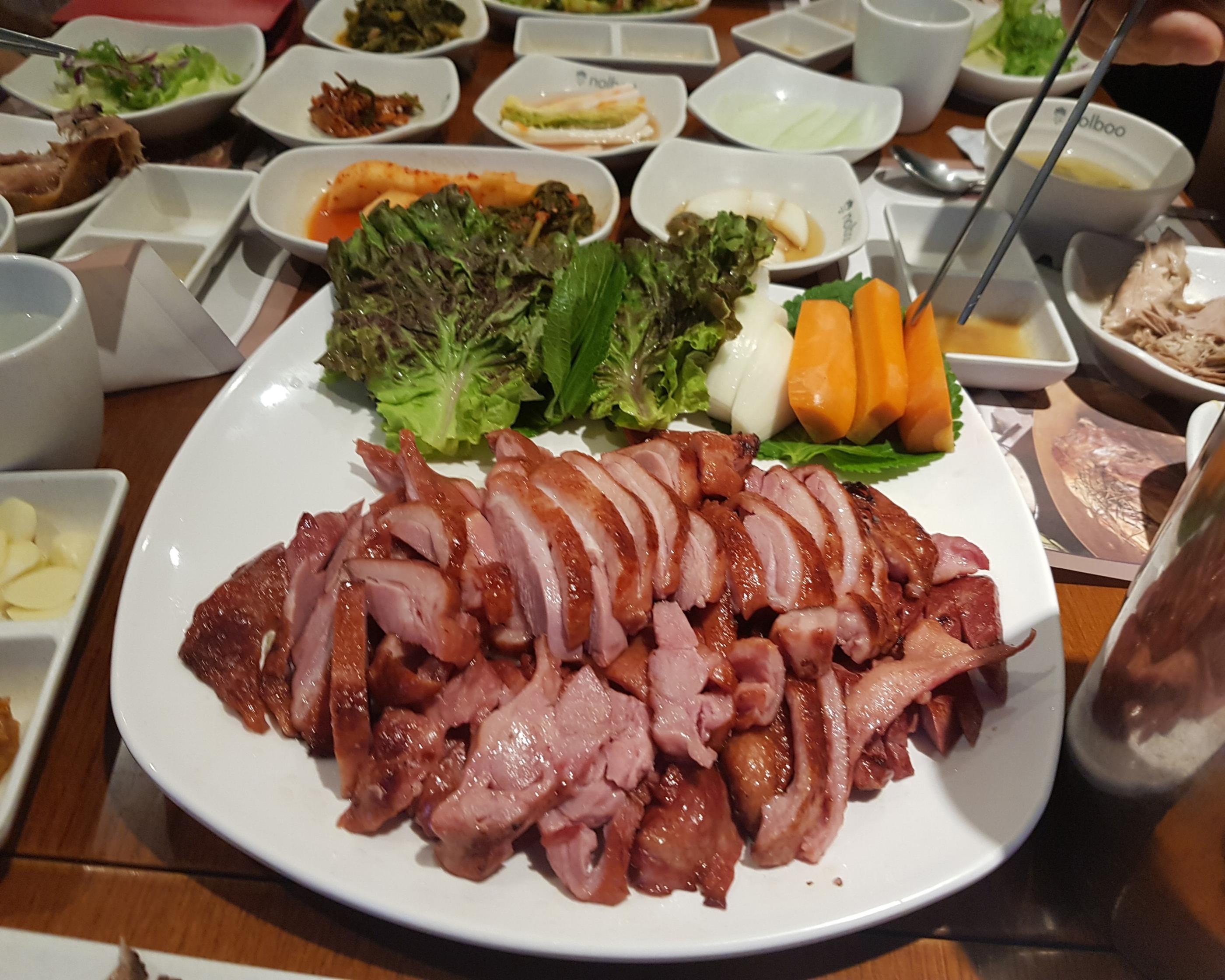 韓国文化、韓国、オリコギ、韓国アヒル肉、韓国鴨肉、韓国食堂、ハニーマスタード、サンム、サムギョプサル