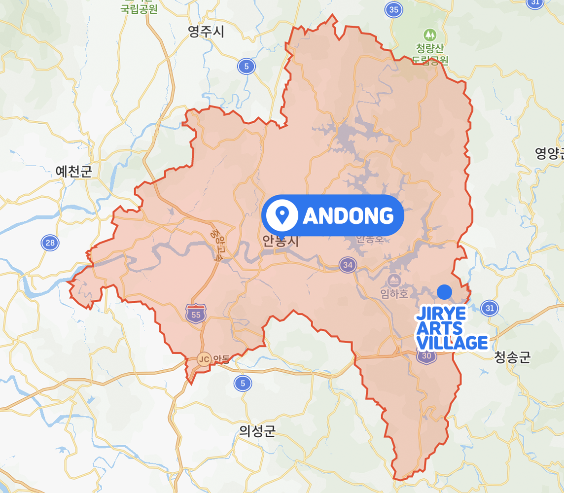 Ngôi nhà hanok tại Làng Nghệ Thuật Jirye với không gian yên bình tại Andong.