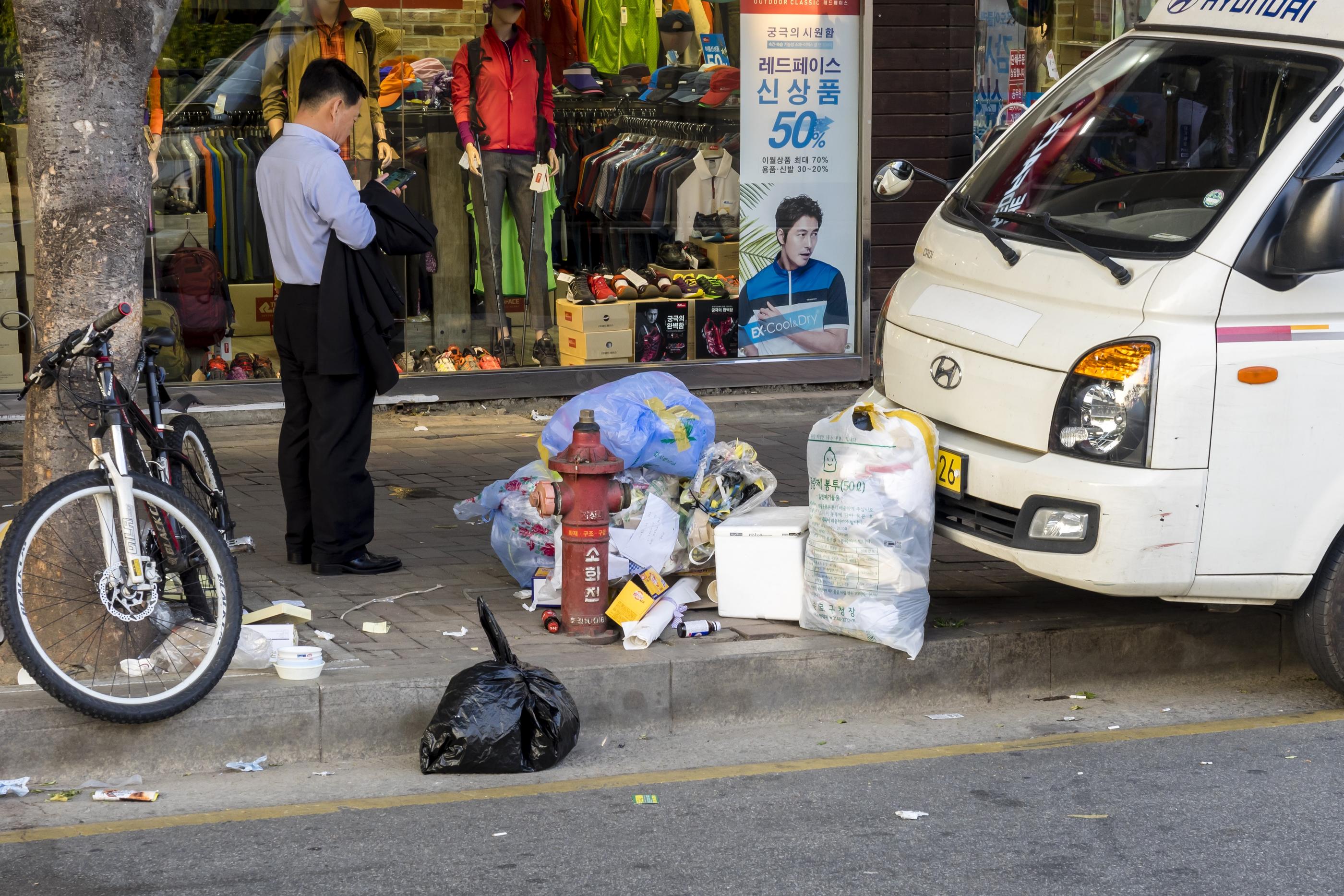 韓国人が日本に好感をもつ部分、韓国人が見た日本、韓国人の反応、韓国の反応、日本文化、日本の良いとろ、日韓、韓国、韓国人、韓国の好きな所、日本の好きな所、韓国居酒屋、韓国接客、韓国コンビニ、韓国旅行、韓国ゴミ、韓国の道、韓国文化、韓国タクシー運転手、韓国タクシー、韓国バス、韓国情、韓国親切、韓国丁寧、パリパリ、韓国パリパリ、韓国カフェ、クリエイトリップ