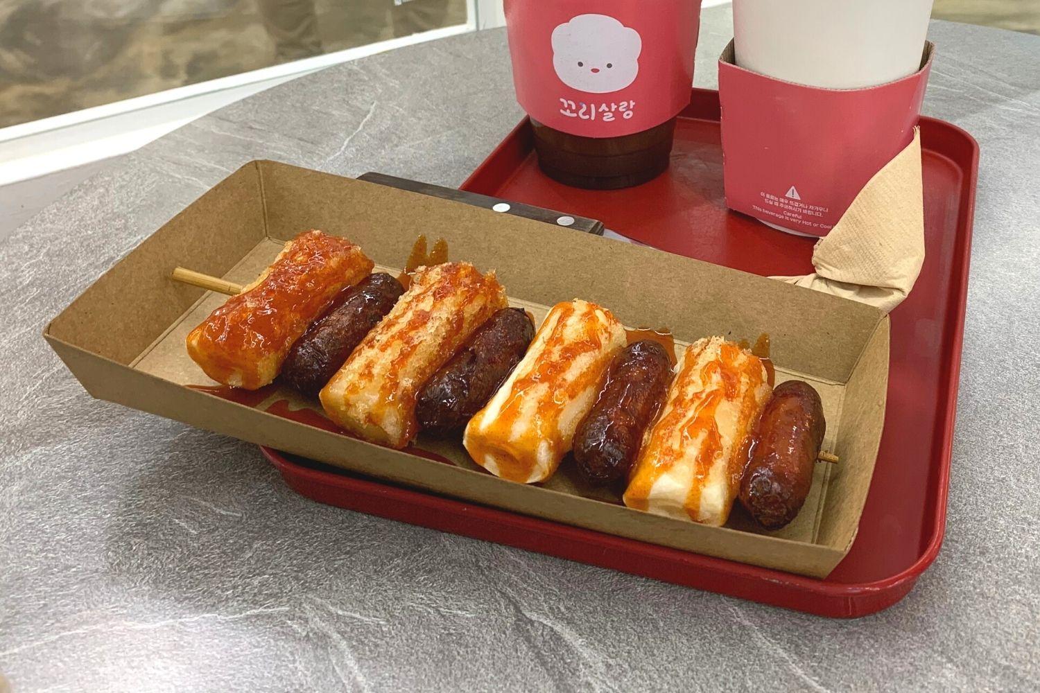 đồ ăn, đồ uống tại quán cà phê cho corisalrang