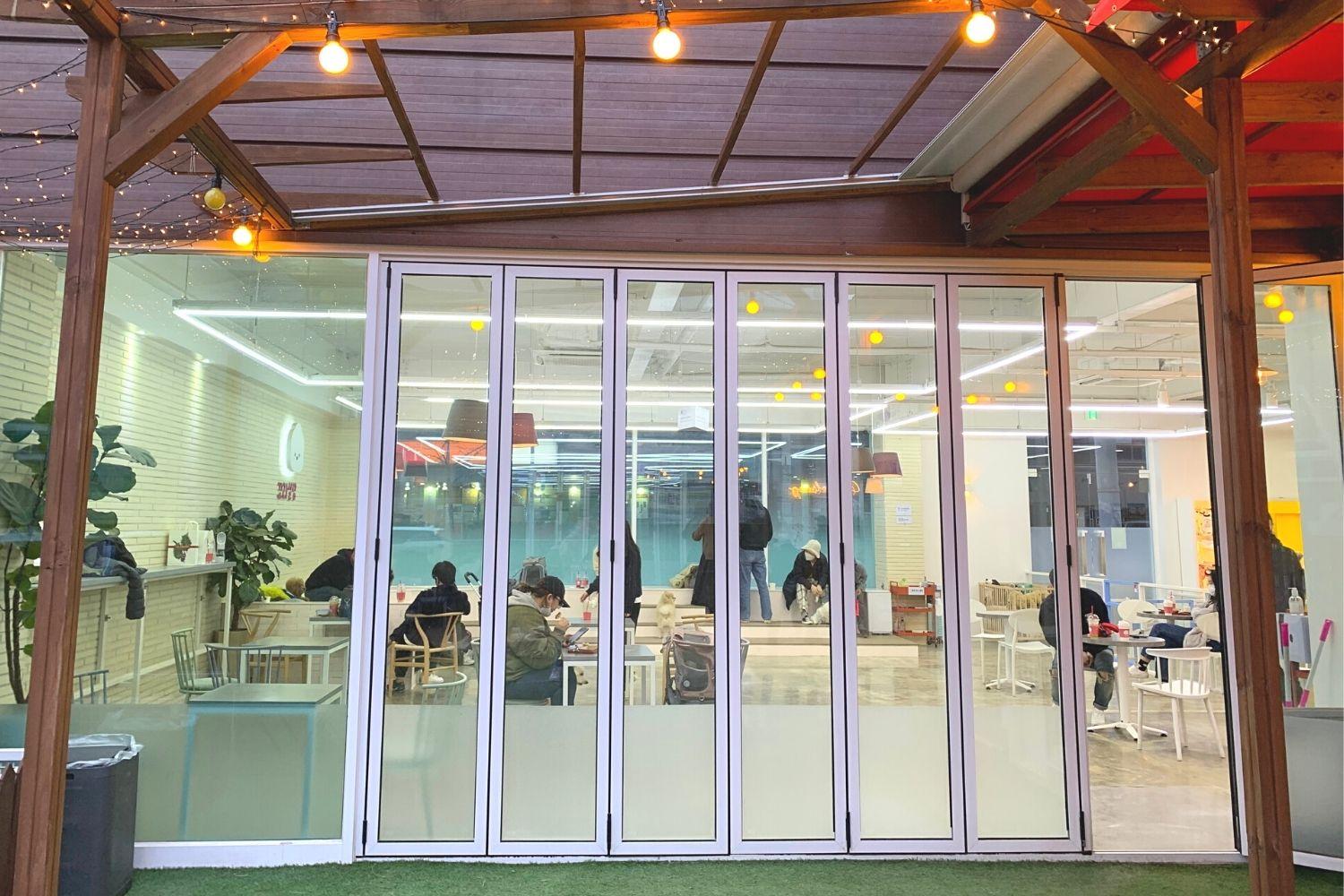 khu vực trong nhà của Corisalrang