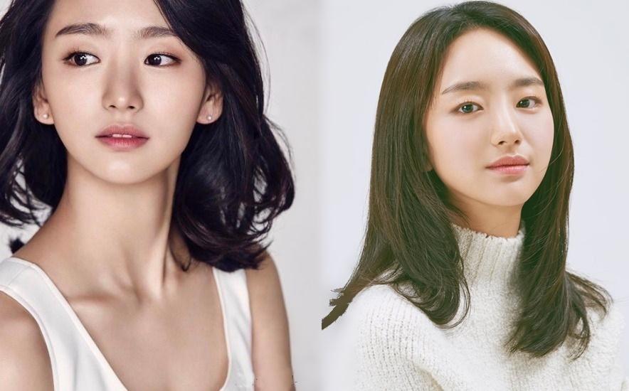 ウォン・ジナ、白いドレスを着てポーズをとる