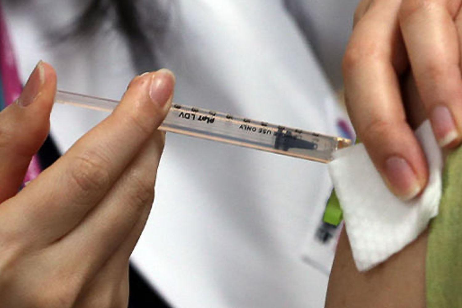 ต้นสังกัดของผู้เข้ารับวัคซีนมอบวันหยุดให้แก่พนักงานโดยที่ไม่หักเงิน