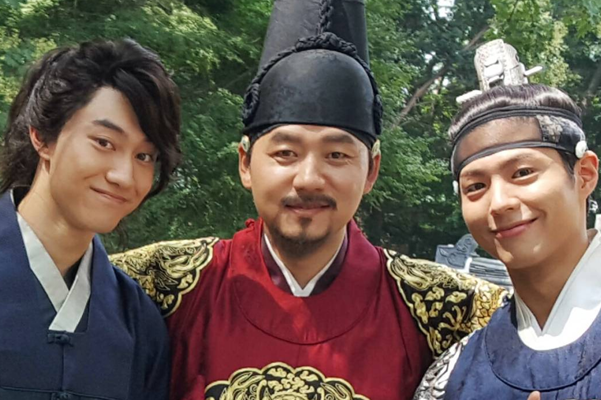 Park Bo-gum and his co-leads in historical drama The Moonlight