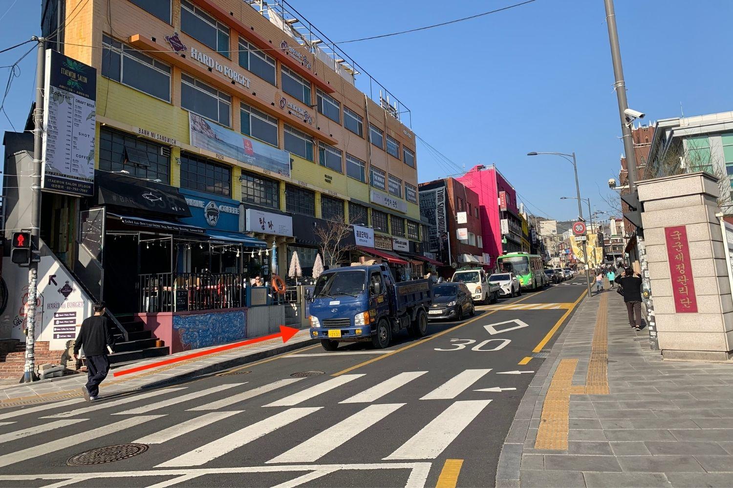 花屋さん、梨泰院、イテウォン駅、ノクサピョン駅、フラワー、韓国お花屋さん、プレゼント、韓国旅行、卒業式、インテリア
