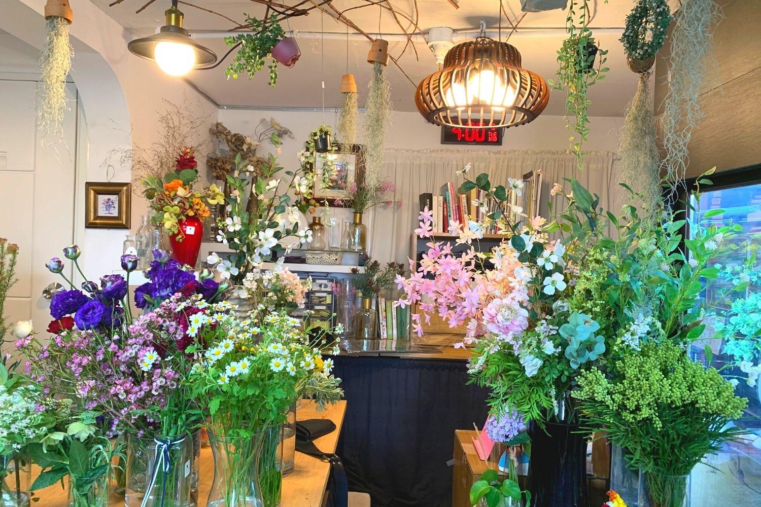 花屋さん、梨泰院、イテウォン駅、ノクサピョン駅、フラワー、韓国お花屋さん、プレゼント、韓国旅行、卒業式、インテリア
