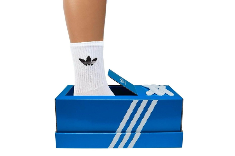 Adidas推出的The Box Shoe,展示其愚人節特別款設計的幽默感