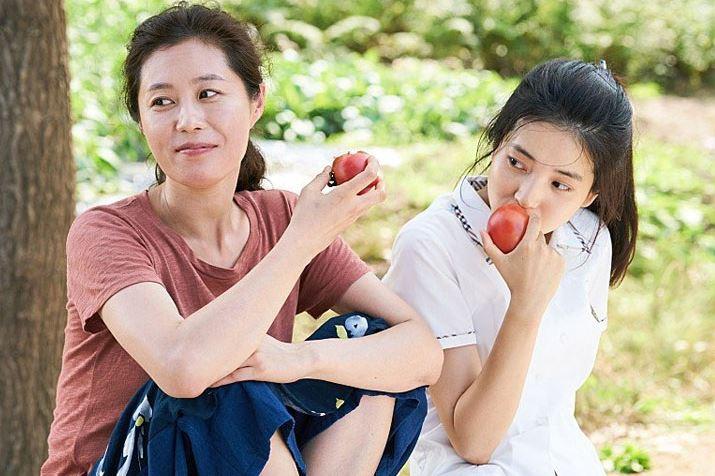 韓国、韓国映画、リトルフォレスト、日本リメイク、キムテリ、リュジュンヨル、チンギジュ、ゴハン食べよう、韓国料理、韓国映画、韓国料理映画、春夏秋冬、リトルフォレスト春夏秋冬、韓国四季、韓国田舎