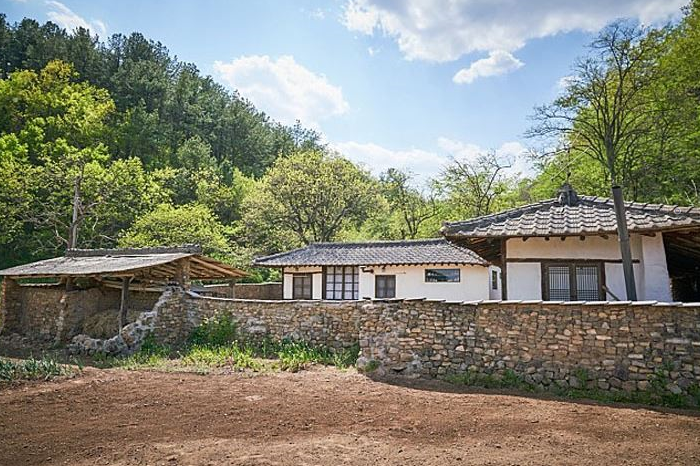 韓国、韓国映画、リトルフォレスト、日本リメイク、キムテリ、リュジュンヨル、チンギジュ、ゴハン食べよう、韓国料理、韓国映画、韓国料理映画、春夏秋冬、リトルフォレスト春夏秋冬、韓国四季、韓国田舎