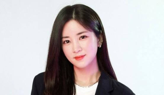 ｢友人が引退を慫慂｣Apinkパク·チョロン、虚偽事実の流布･脅迫に法的対応