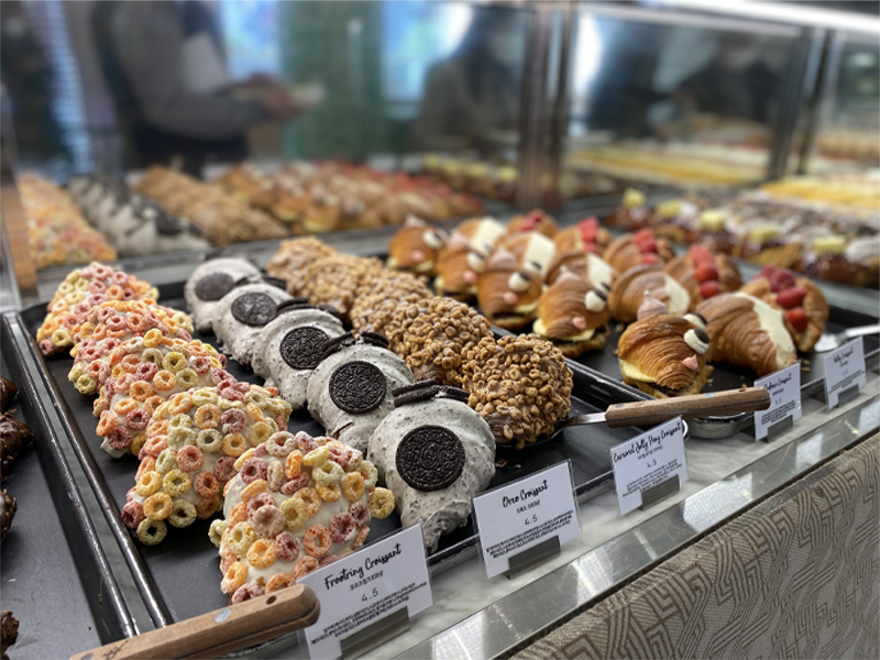 different croissants on display at cafe knotted samseong coex branch