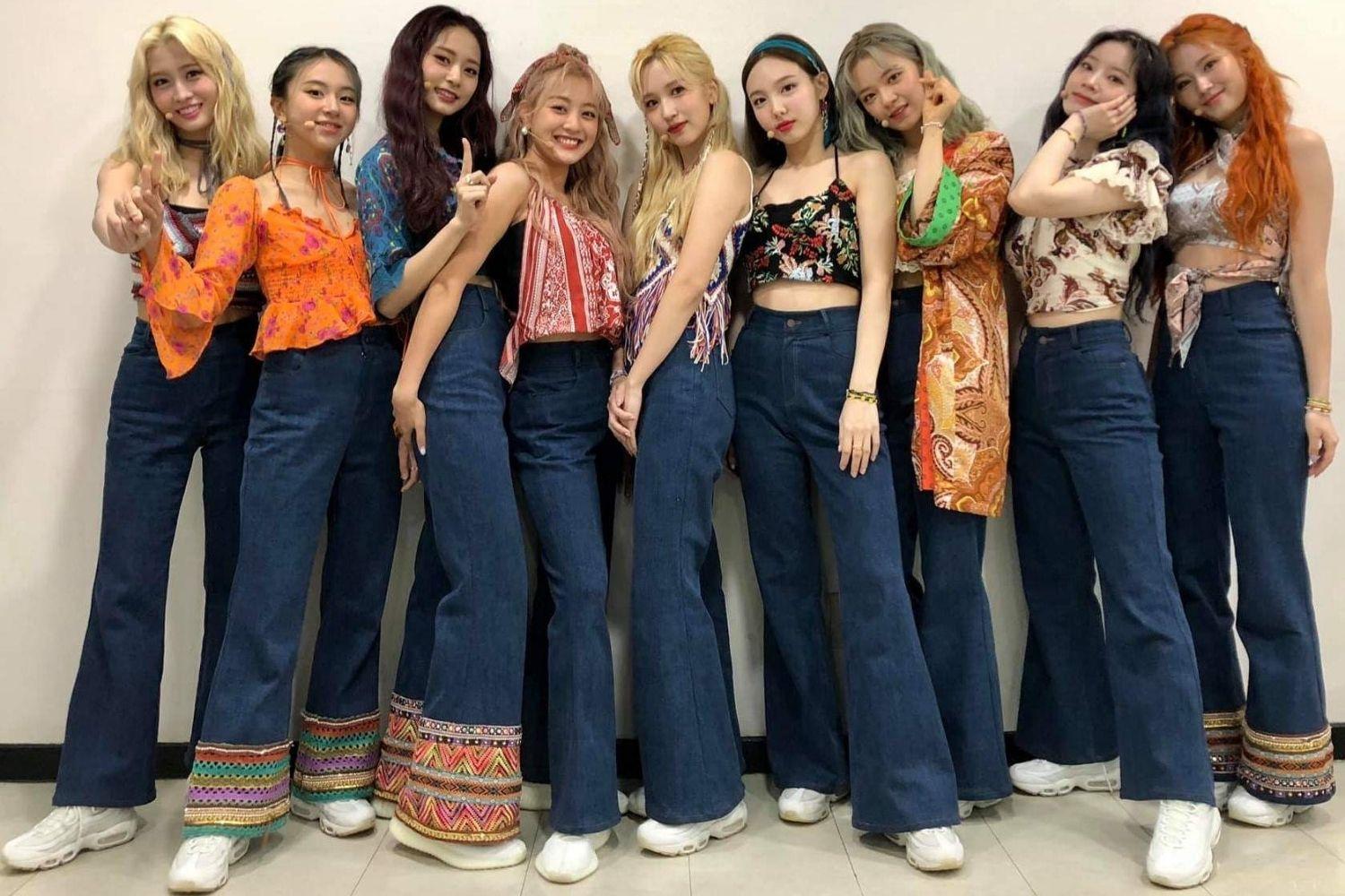 sao hàn mặc Quần ống loe