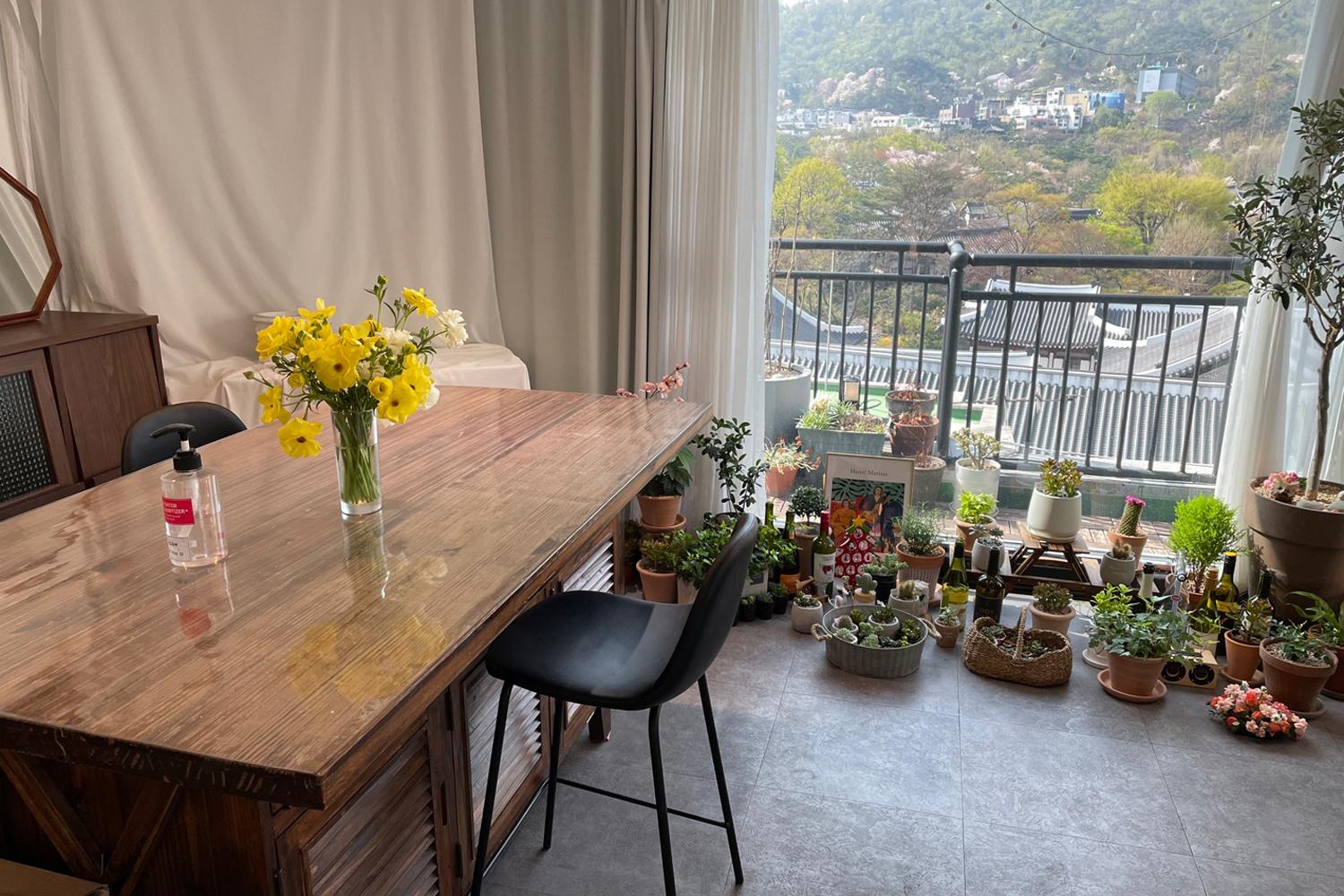 ร้านดอกไม้ Jarak_atelier บรรยากาศ