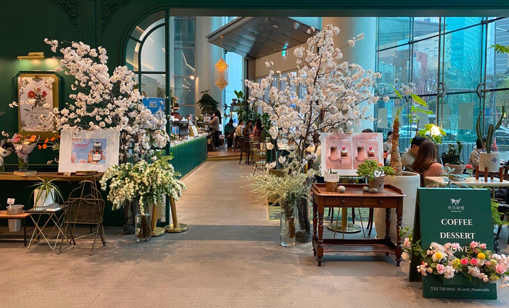 Ghé thăm cà phê hoa cachi_flowercafe dễ thương ở Jonggak/Chungmuro