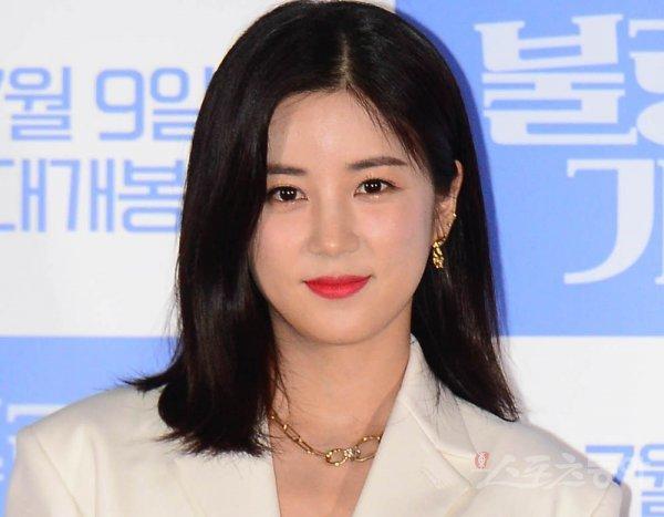 パク・チョロン、学校暴力の疑惑についての否認とInstagramでの声明発表