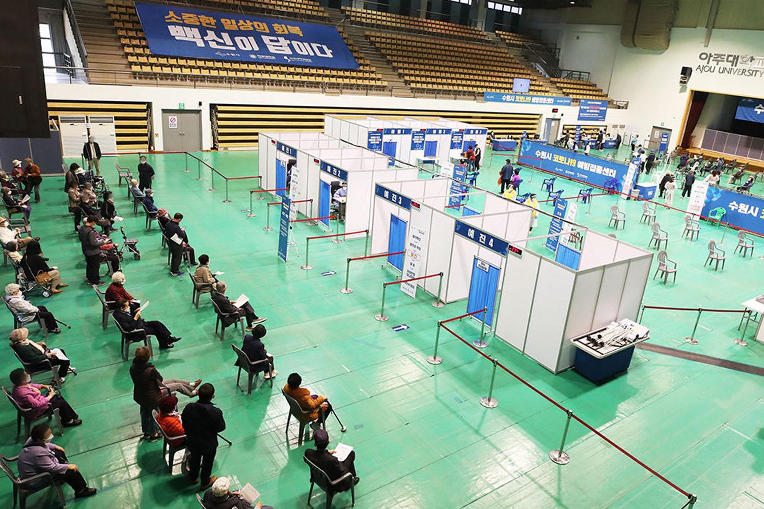 แพทย์อายุช่วง 20 ปี