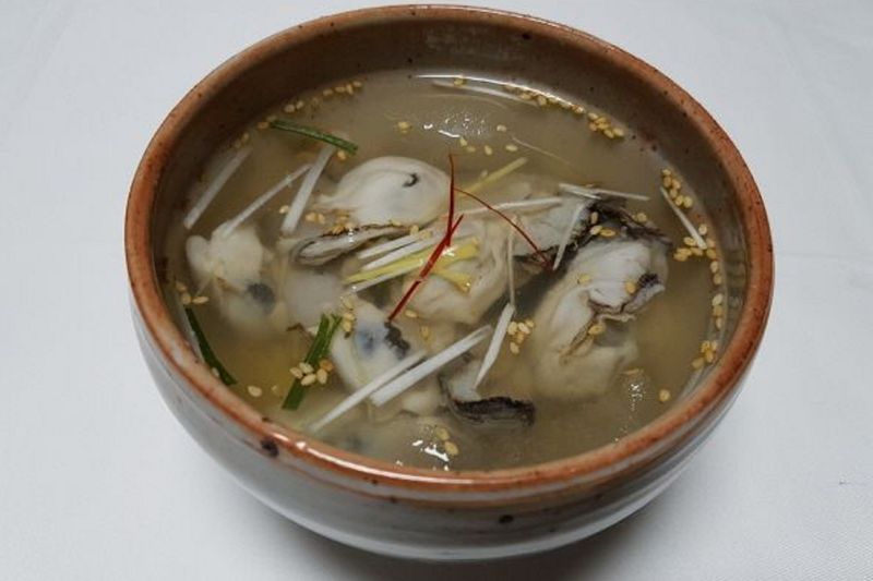 กุลแนงกุก (굴냉국)