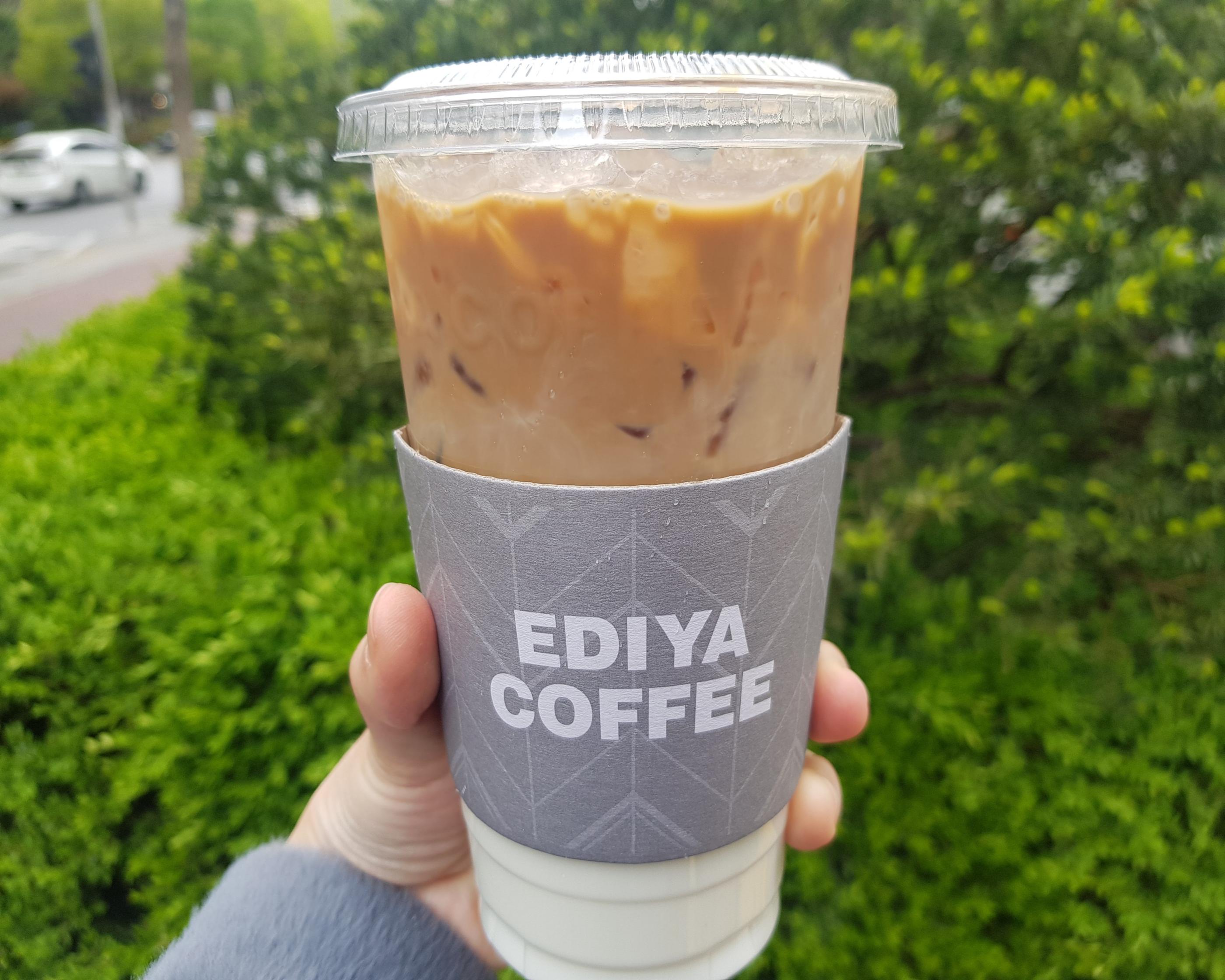 韓国文化、韓国コーヒー、韓国のデカフェ、ディカフェイン、カフェラテ、カフェモカ、アメリカ―ノ、EDIYA、イディヤ、コールドブリュ―