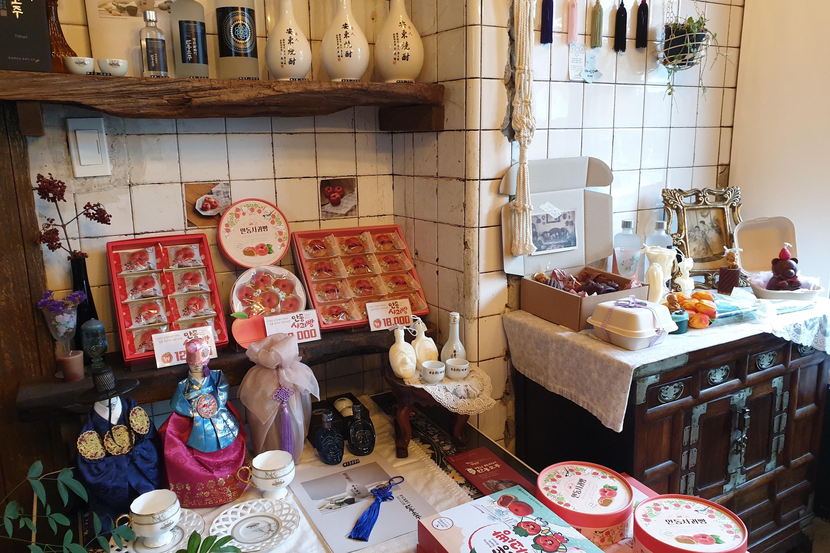 韓国、安東、韓国安東、韓国アンドン、アンドン、安東チムタク、チムタク、塩サバ、チムタクコルモク、月映橋、韓国地方旅行、ハフェマウル、河回マウル、河回、ハフェ、韓屋ステイ、韓屋、韓屋カフェ