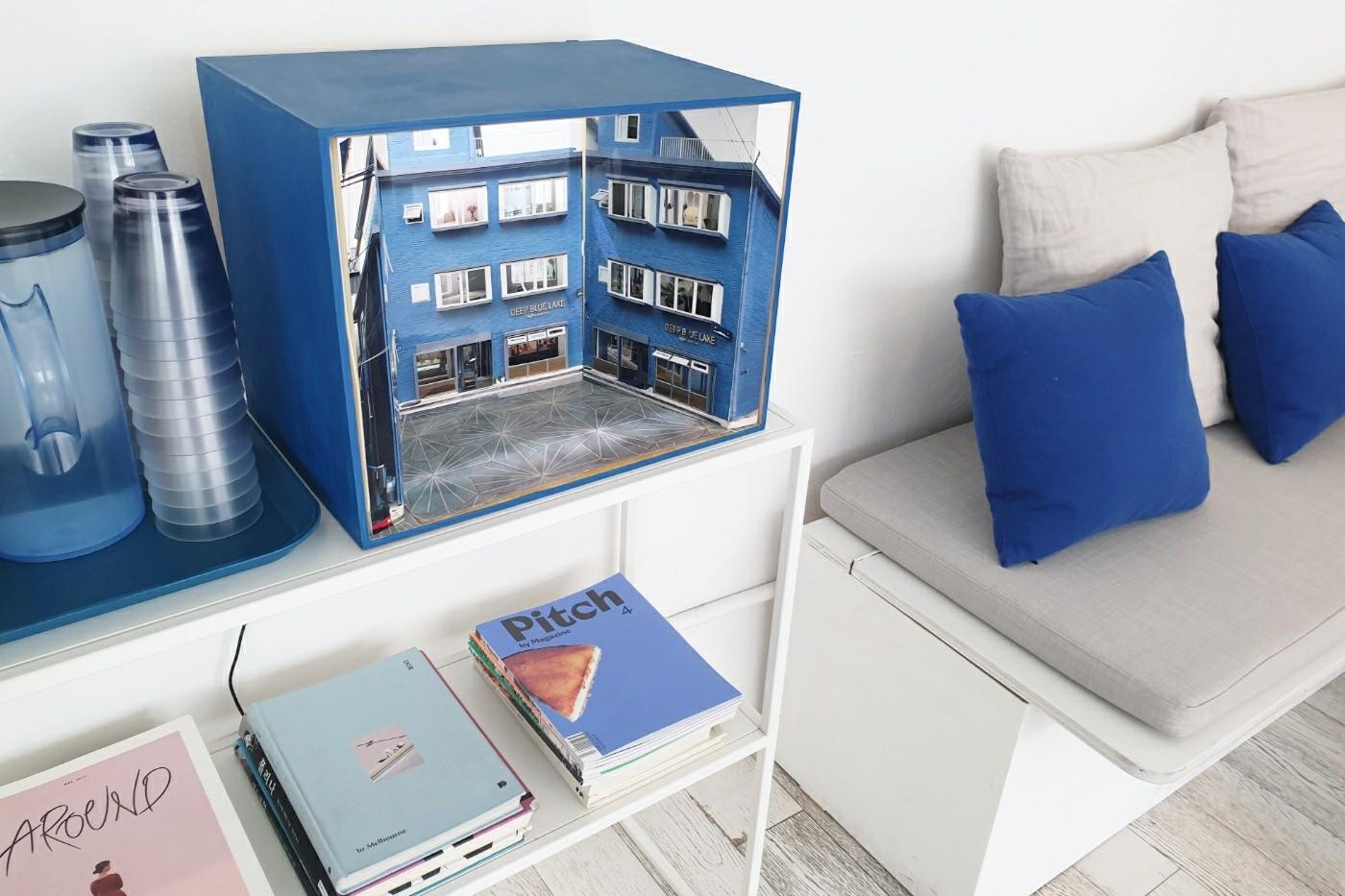 韓国、韓国カフェ、ブルーカフェ、韓国ブルーカフェ、青いカフェ、韓国青いカフェ、韓国ブルー、韓国青、マンウォン市場、望遠市場、マンウォン、チャンシン駅、夜景のキレイなカフェ、クロワッサン、ブラウニー、ソウルカフェ、ソウル、南山タワー、雰囲気の良いカフェ、韓国夜景カフェ