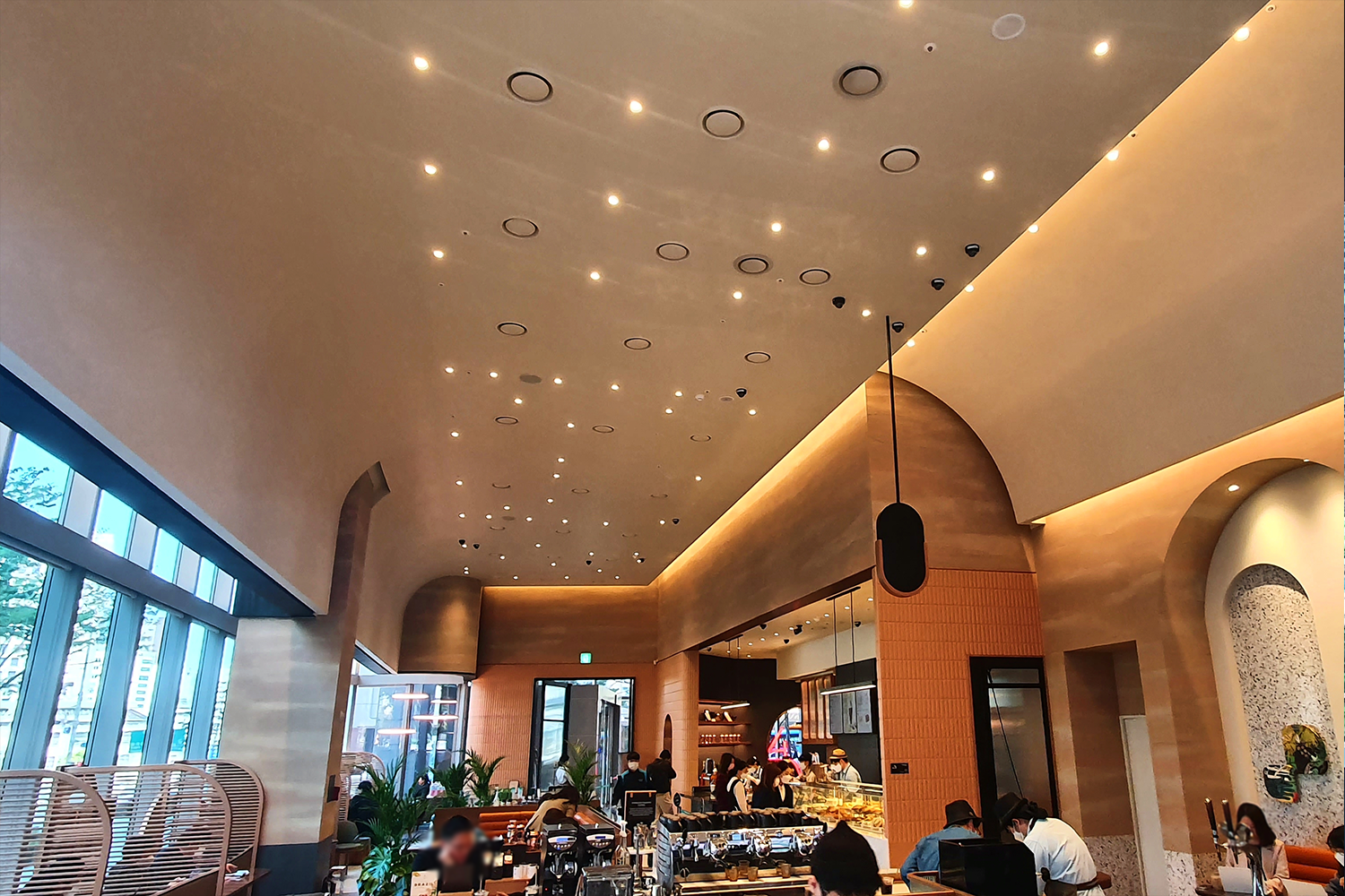 Starbucks Byeoldabang interior with lights