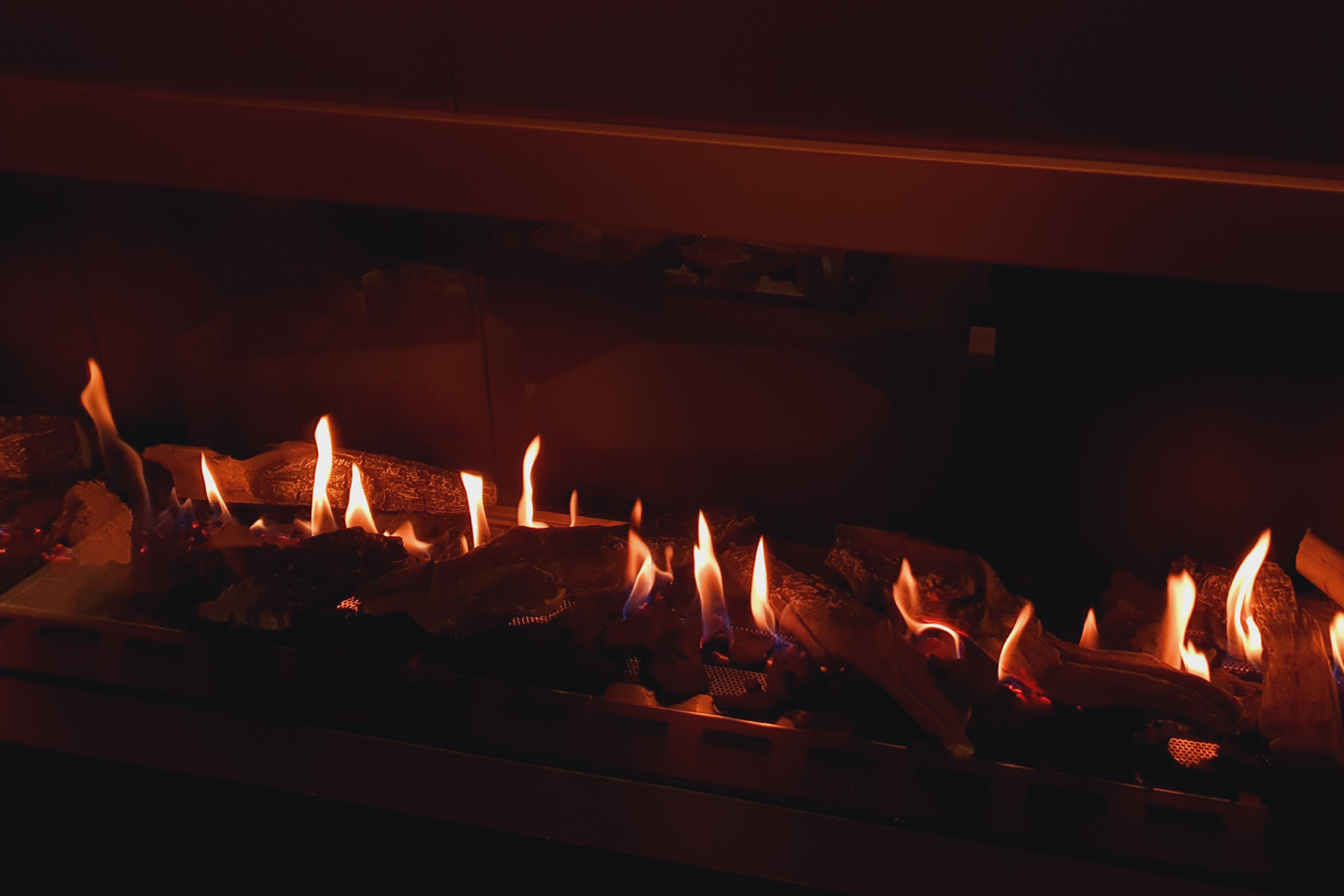 Starbucks Byeoldabang fireplace