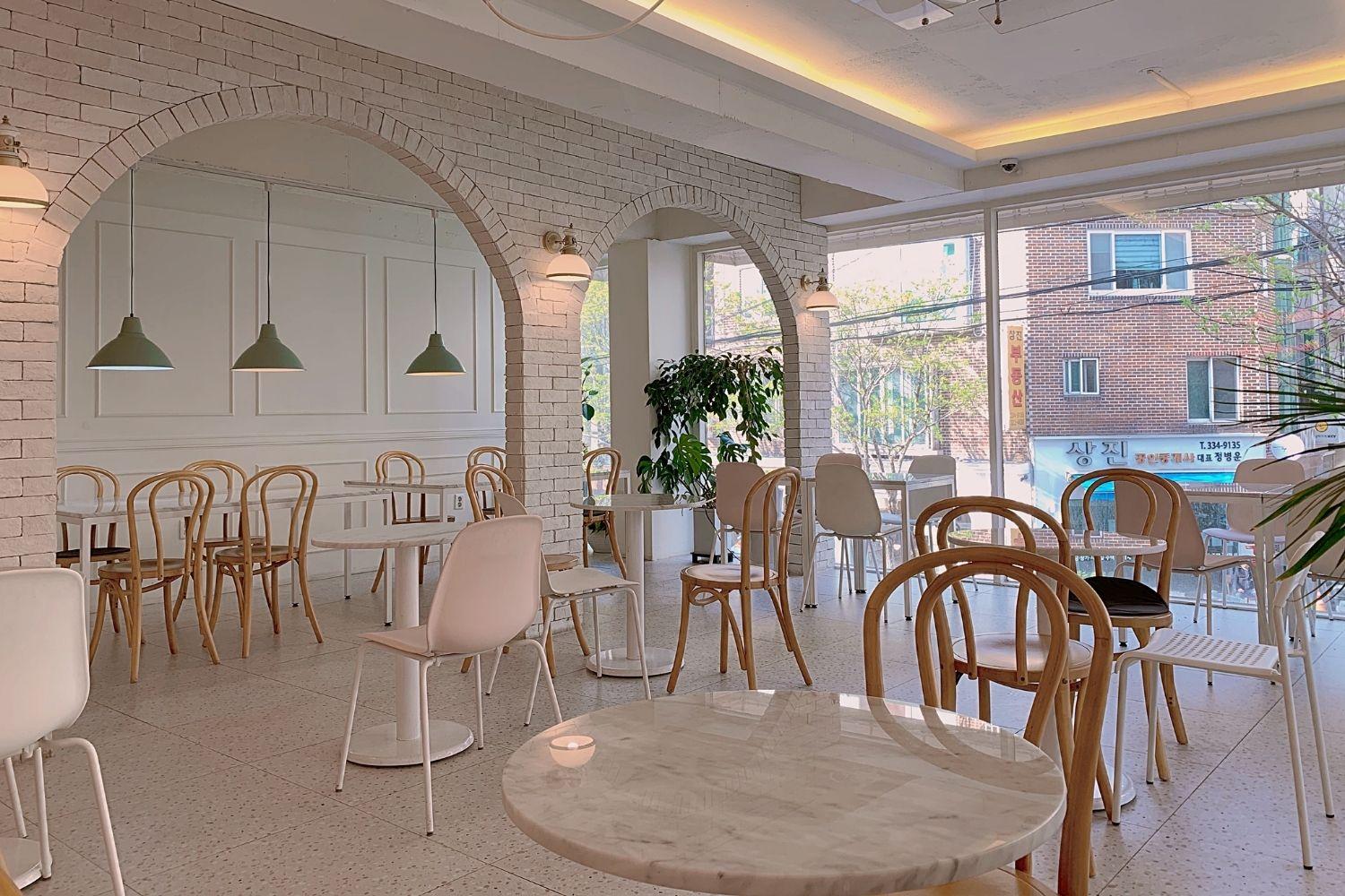 không gian tầng 2