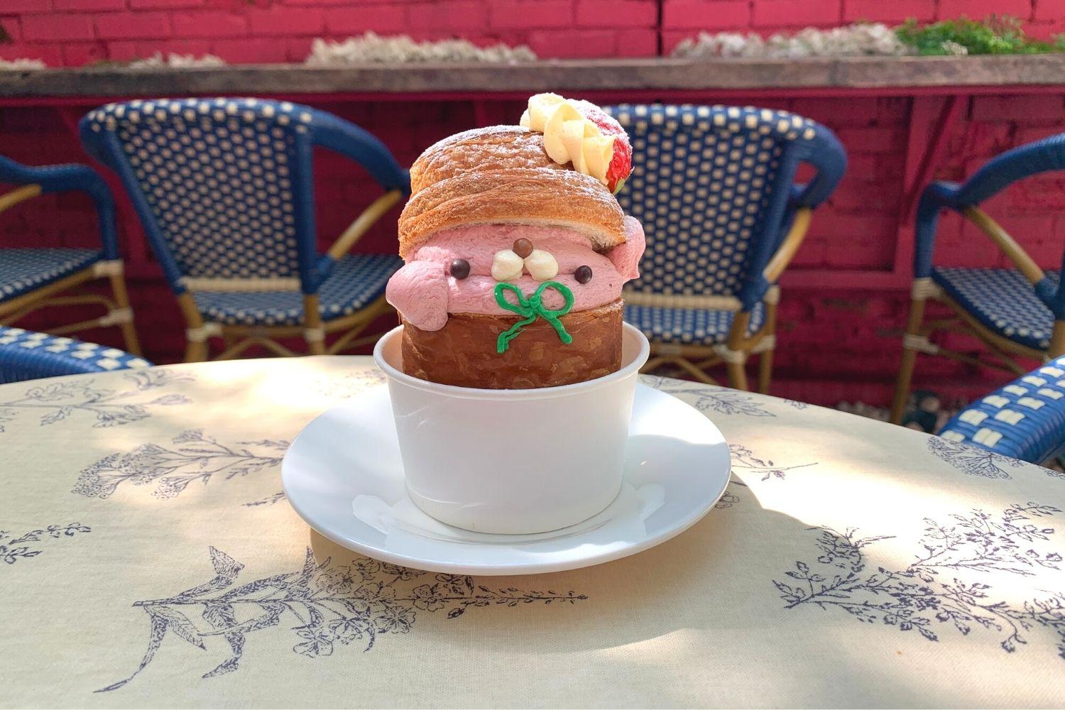 bánh cruffin dâu ở Mamma Mia, apgujeong