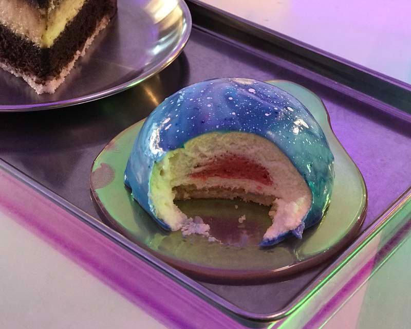 seoul tape cafe strawberry cheesecake