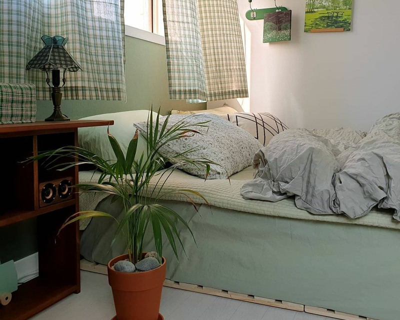 low bed interior in Korea