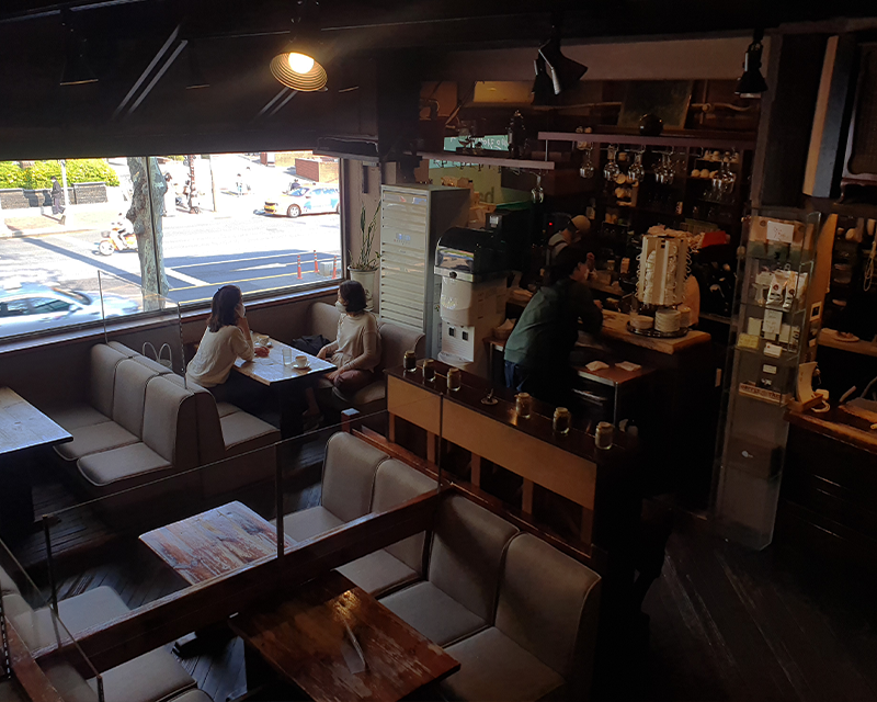 韓国、タバン、韓国タバン、韓国カフェ、韓国カフェの元祖、ビョルタバン、スタバ、ビョルタバン店、ビエンナーコピ、ウィンナーコーヒー、韓国文化、韓国カフェ文化、BTS、グリーティング、大学路、テハンノ、ウルチロ、乙支路、茶房、喫茶、喫茶店、韓国茶房、韓国喫茶店、昔の韓国