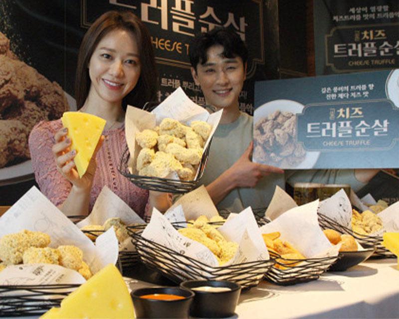 橋村芝士黑松露無骨炸雞，兼具芝士和黑松露香氣，無骨版本讓人可以輕鬆享用。