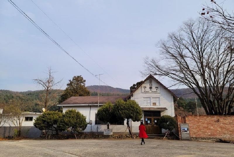 韓国旅行、韓国観光、韓国文化、韓国無人駅、人生ショット、撮影地、ロケ地、BTS、V、テテ、ARMY、スジ、建築学概論