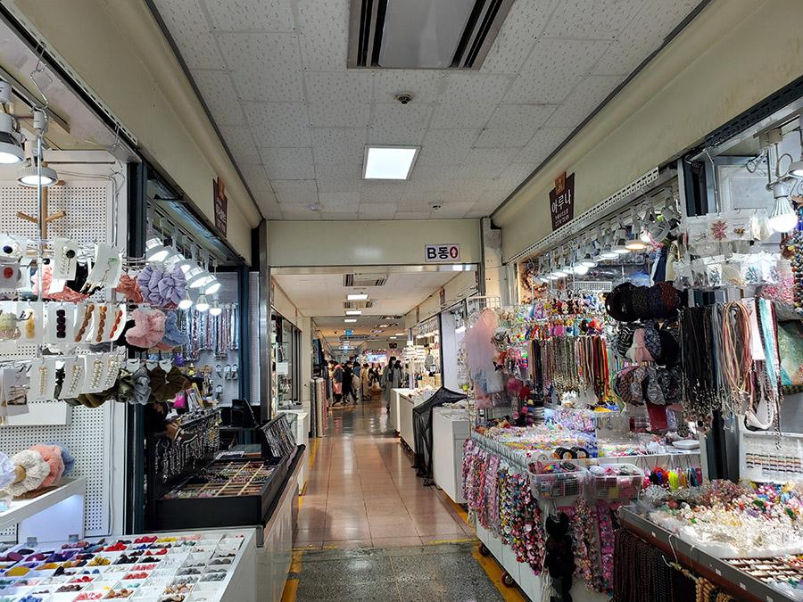 东大门 饰品市场