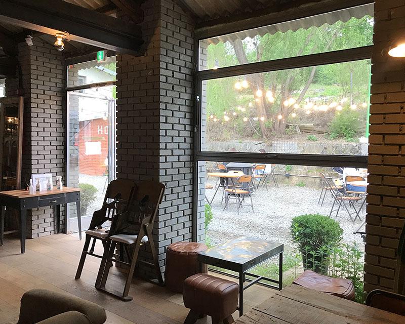 House Plant furniture cafe window seat