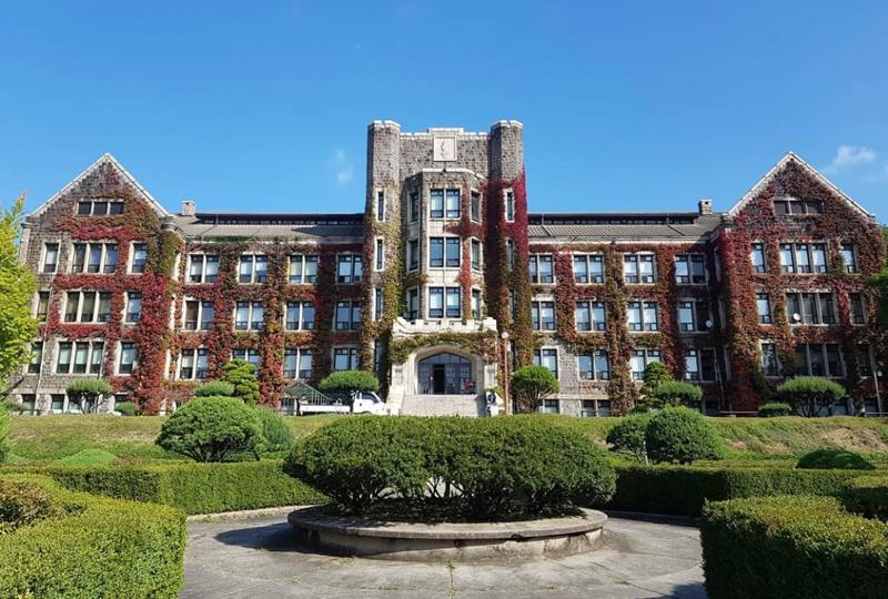 Magnificent Yeonhui-gwan