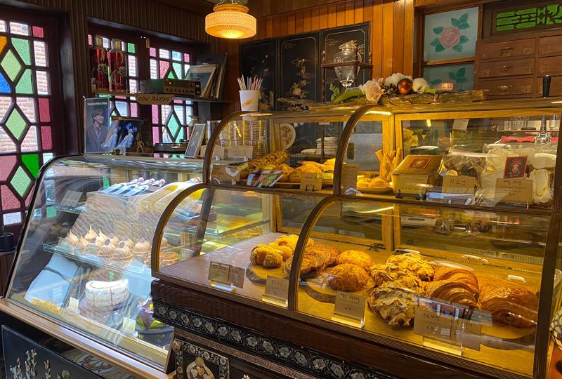 Cakes on display at Coffee Hanyakbang in Hyeahwa